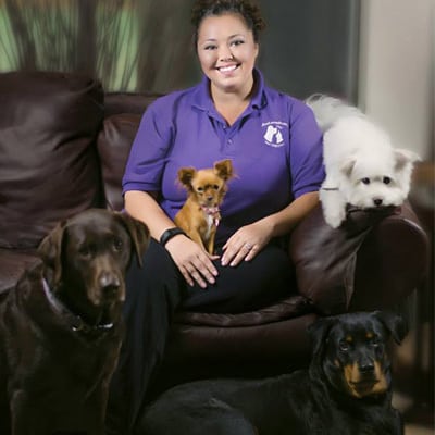 Jennifer Taylor, Owner of JenLovesPets