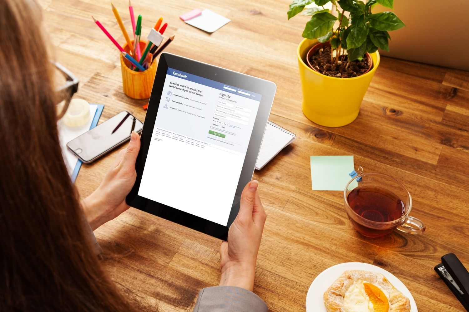 tablet-with-facebook