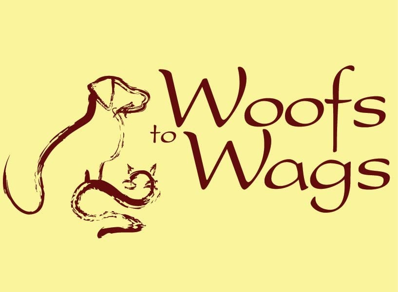 Woofs to Wags, LLC Logo